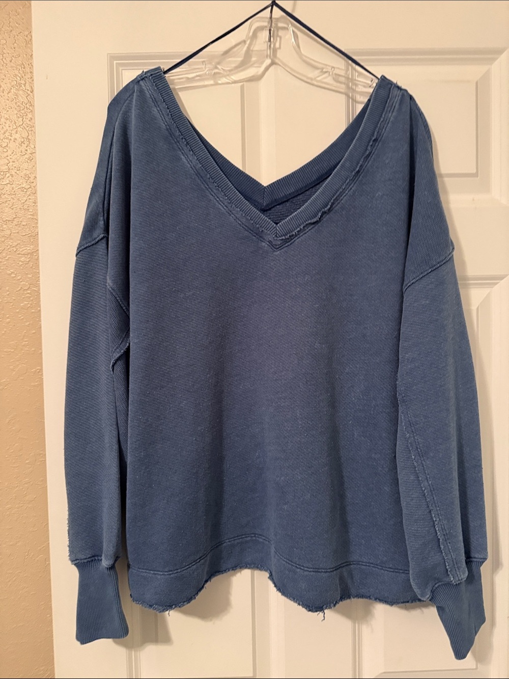 American Eagle Outfitters Washed Navy V-Neck Pullover Sweatshirt